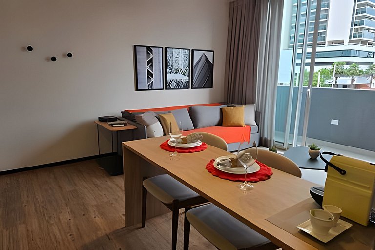 Balcony & Washing Machine | Extension Berrini